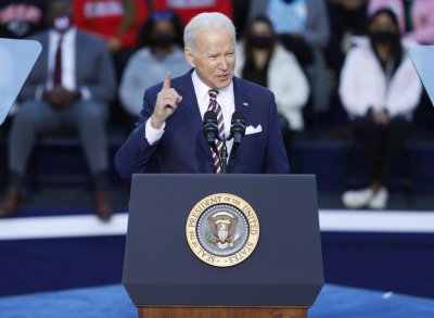 ​华盛顿这自恋表演，中国人真的腻了