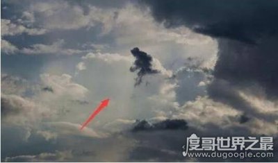 ​88年天空上出现孙悟空，奇特云彩异像引众人围观(非常神奇)