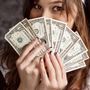 ​拜金女是什么意思，什么样的女人可以称为拜金女