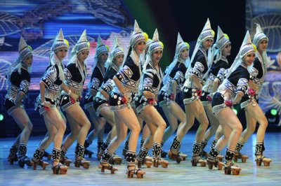 ​哈尼族服饰，哈尼族妇女的服饰为何会有这么多的差异