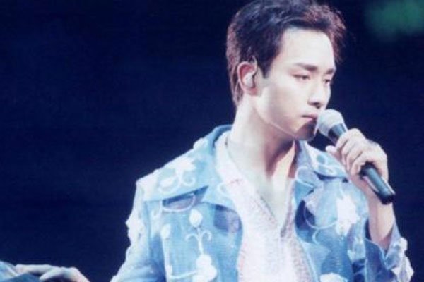 张国荣尸检照 想想都觉得心痛