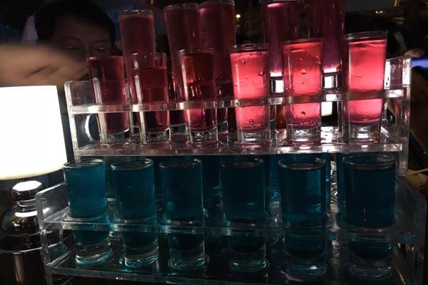 桥震门视频完整版事件 这样的女子再来一沓