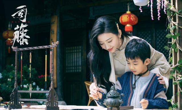 李沁和任嘉伦演的电视剧(任嘉伦李沁电视剧全集) 李沁 任嘉伦 第1张