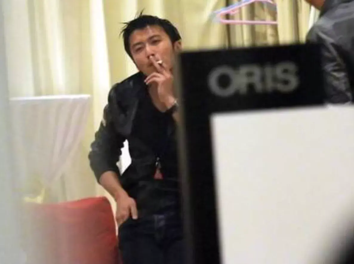 明星都抽什么烟(明星抽什么烟完整版) 明星 第1张