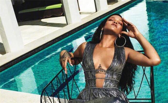 蕾哈娜登杂志封面