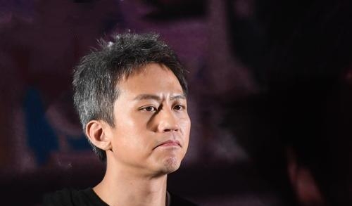 邓超头发为什么是白的(邓超头发白是什么原因) 邓超 头发 第13张
