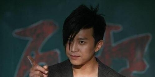 邓超头发为什么是白的(邓超头发白是什么原因) 邓超 头发 第10张