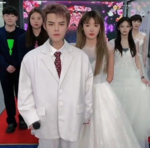 网红主播有哪些(网红主播伊伊) 主播 第18张