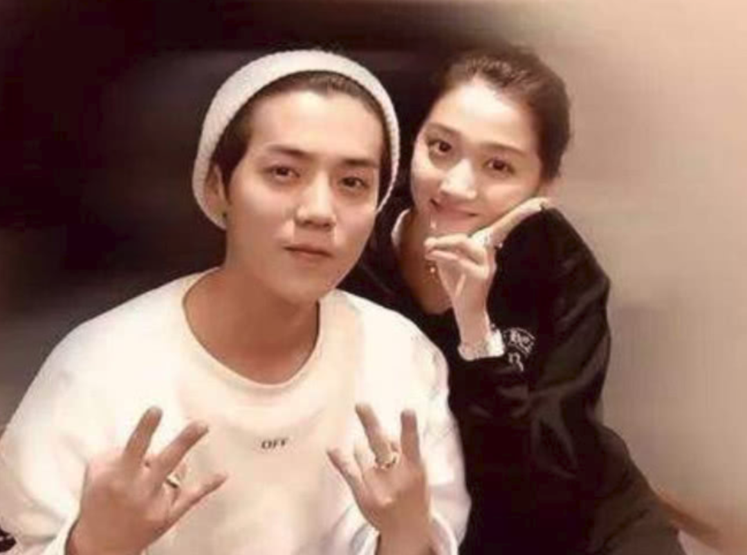 鹿晗和关晓彤是什么关系(华晨宇和关晓彤是什么关系)  第4张