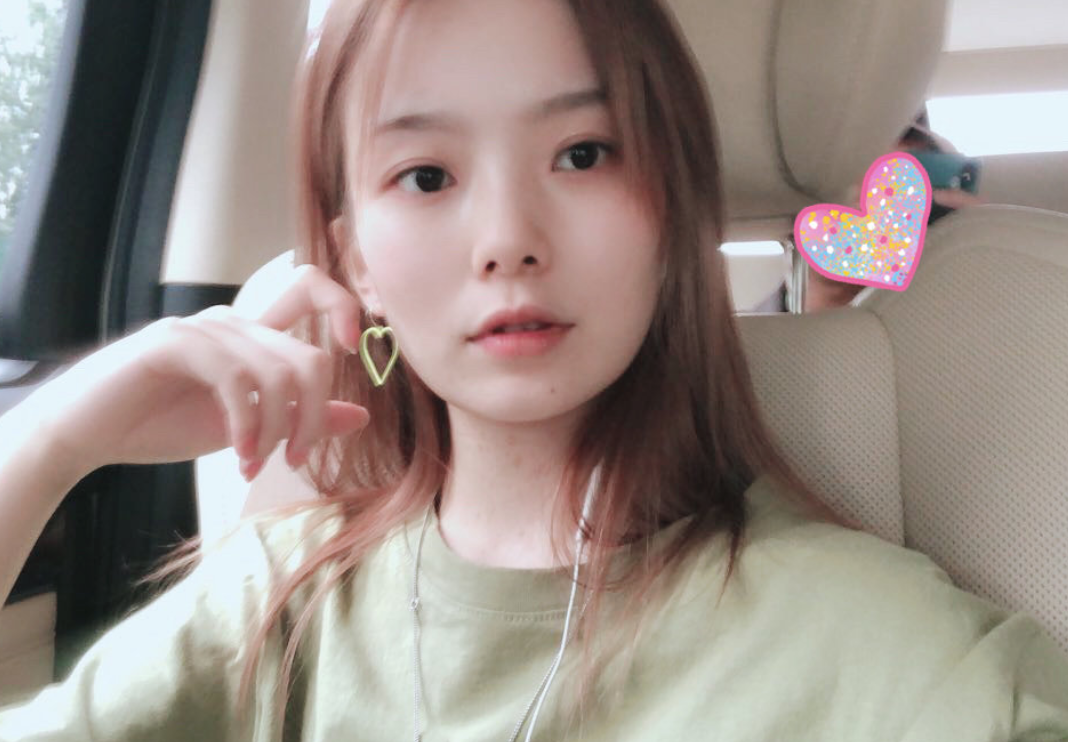 鹿晗和关晓彤是什么关系(华晨宇和关晓彤是什么关系)  第3张