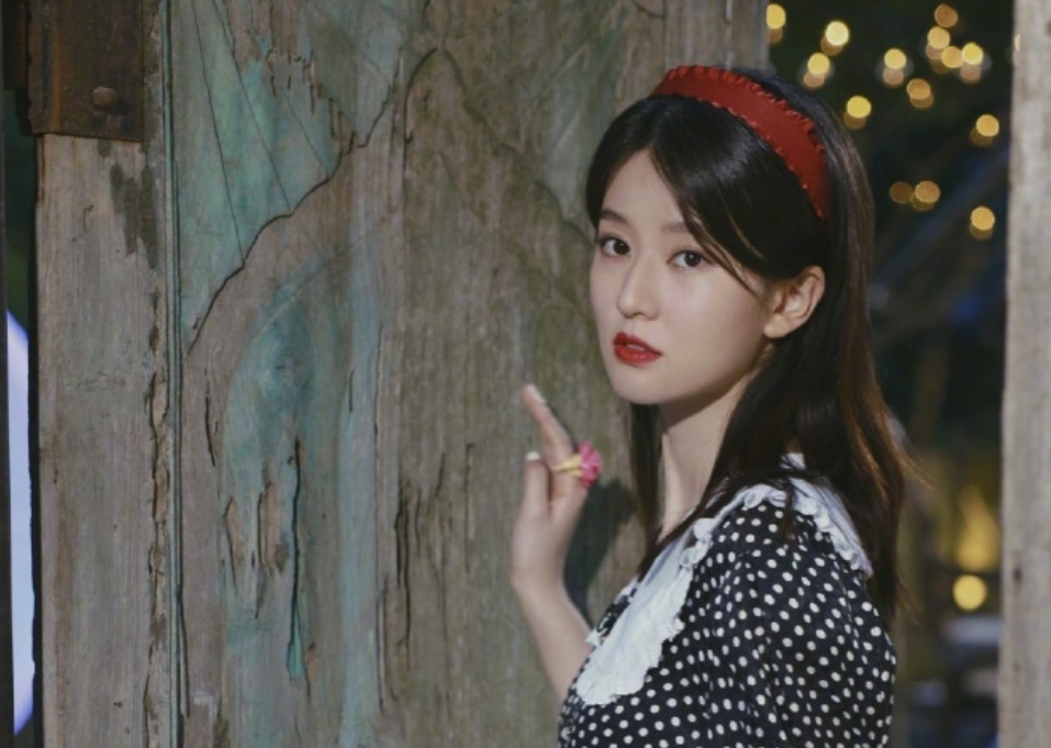 鹿晗和关晓彤是什么关系(华晨宇和关晓彤是什么关系)  第6张