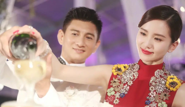 刘诗诗吴奇隆官宣离的婚是真的吗(吴奇隆刘诗诗官宣恋情铺垫) 刘诗诗 吴奇隆 第2张