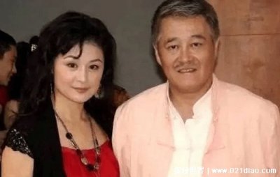 ​赵本山和于月仙什么关系，赵本山力捧的原因找到了(是其小姨子)