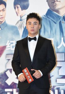 ​王若伊和释小龙是什么关系(王若伊释小龙)