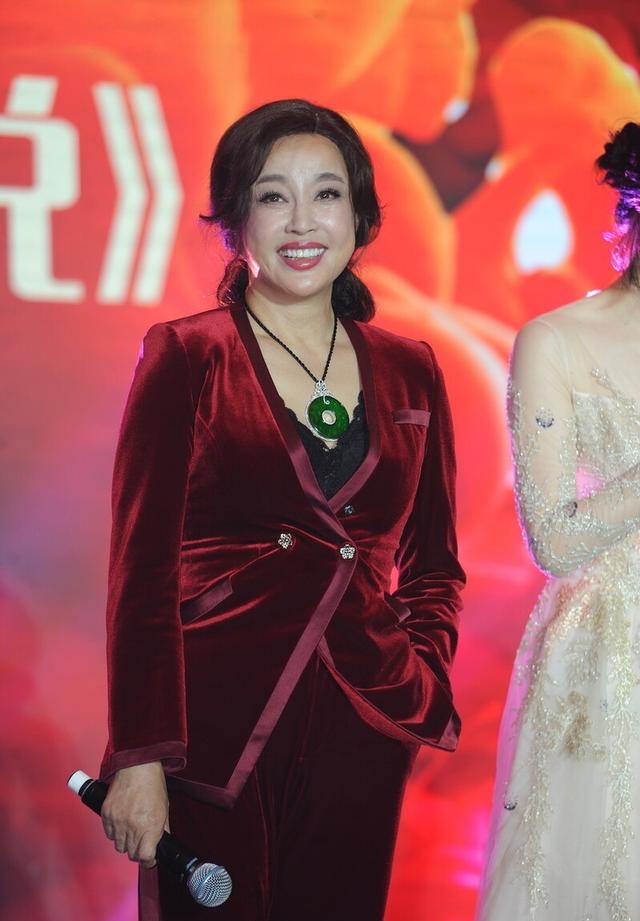 刘晓庆70岁近照(刘晓庆老年近照) 刘晓庆 近照 第3张