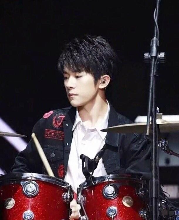 易烊千玺会什么才艺(易烊千玺都会什么才艺)  第4张