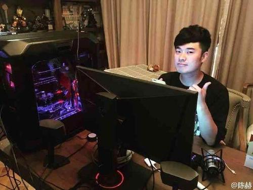 王俊凯玩什么游戏(王俊凯打游戏图片)  第6张