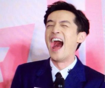 ​王俊凯玩什么游戏(王俊凯打游戏图片)