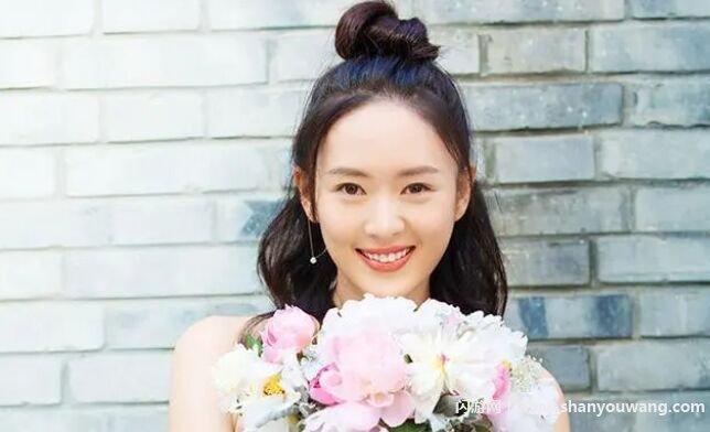 童谣结过几次婚 童谣现任老公是谁