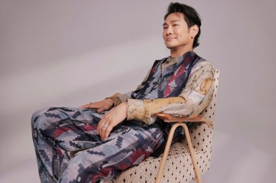 ​杜德伟印花风写真释出 成熟优雅气质尽显