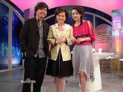 ​黄国伦前妻任慧君照片