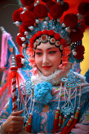 何辅堂朱彩灵程立雪(何辅堂程立雪朱彩灵)