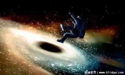 ​人掉进黑洞会死吗，会被直接撕裂成碎片(生存几率为0)