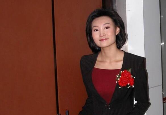 新闻联播李梓萌结婚了吗 李梓萌老公身份