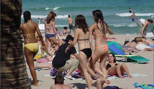 天体海滩图片大全 这是一个最养眼的海滩