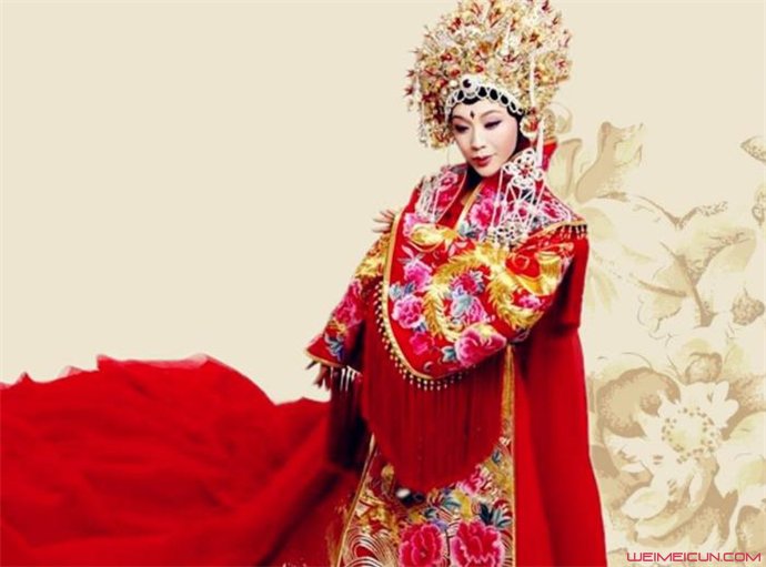 李玉刚现在的妻子是谁 李玉刚的近况