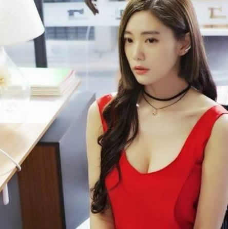 情圣李成敏脱了吗 李成敏宽衣解带喷血诱人