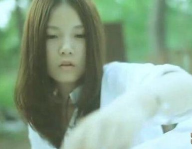 ​网络歌手本兮照片 本兮到底发生了什么