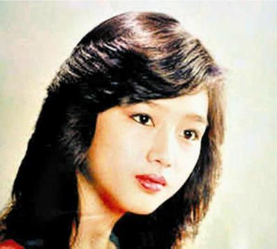 朱丽倩年轻的图片 被刘德华宠了这么多年