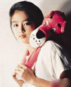 朱丽倩年轻的图片 被刘德华宠了这么多年