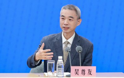 ​吴尊友最新判断：今冬疫情将面临“一峰三波”，感染率在 10%~30%！最重要的