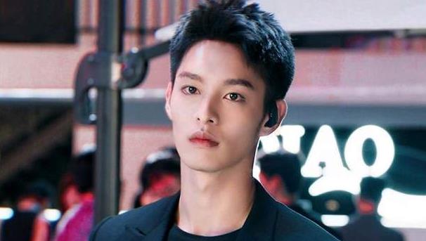 曹佑宁的女朋友是谁 曹佑宁曝自己的感情生活