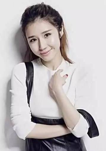 黄秋燕李连杰怎么离婚的 成名后抛弃糟糠之妻