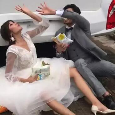 抖音网红莎莎身高资料、真名叫什么？