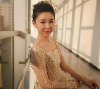 ​李小萌个人简历、演过的电视剧 老公是谁