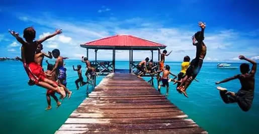 巴瑶族人怎么生活 巴瑶族人死了埋哪