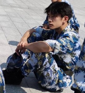 ​易烊千玺什么时候军训