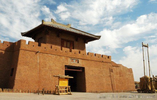 西出阳关无故人中的阳关是指哪个地方 在哪里属于哪个省