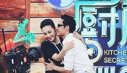 感觉马景涛是不是有间歇性神经病疯了吗,马景涛强吻刘嘉玲好尴尬