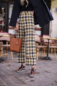格子阔腿裤配什么鞋子图片 冬季格纹元素演绎精致与优雅