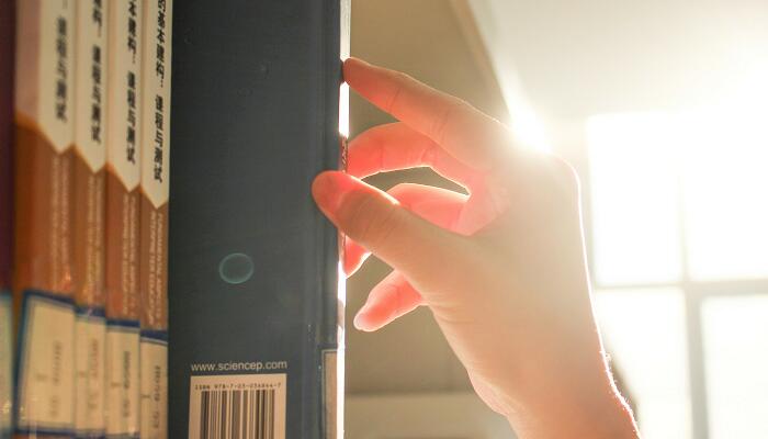 鲁迅散文诗集是什么散文集是什么 鲁迅先生的散文集和散文诗集是什么 