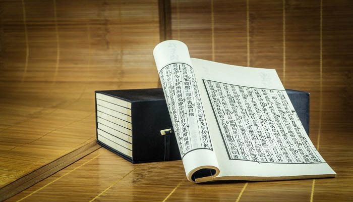 桃之夭夭灼灼其华什么意思 桃之夭夭灼灼其华翻译