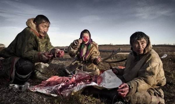 这些世界上最奇葩民族真让人意外啊!瞎的瞎哑的哑还有一个不会笑