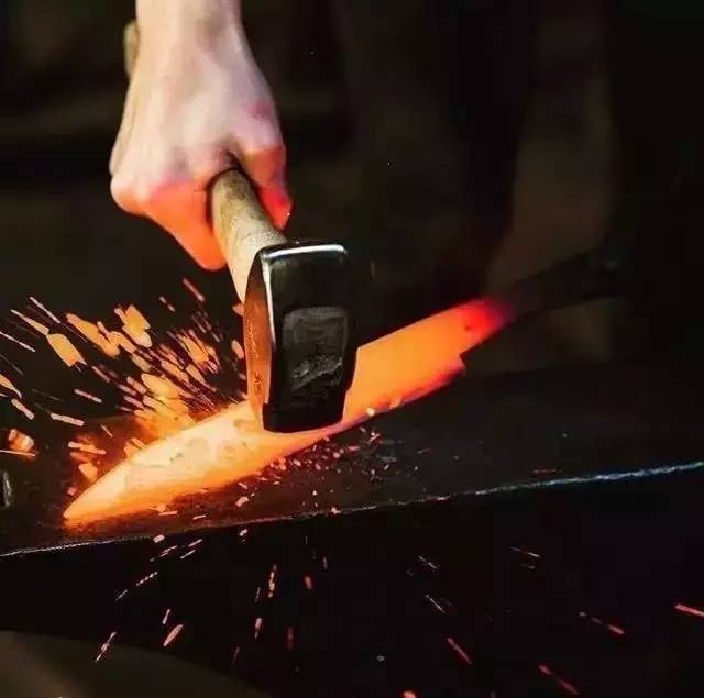 27岁了学什么技术好：27岁了，什么也没有？去学点什么技术好呢？