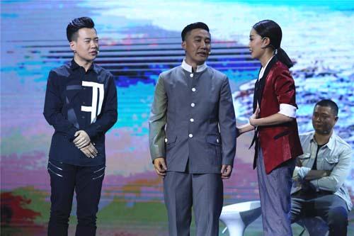 郭麒麟女友是谁和张小斐什么关系 郭麒麟现任女友三个女友都有谁