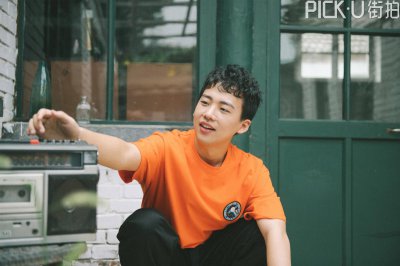 ​郭麒麟女友是谁和张小斐什么关系 郭麒麟现任女友三个女友都有谁